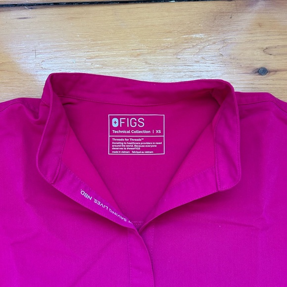 Figs Rafaela Scrub Top 🩷 - Picture 2 of 4